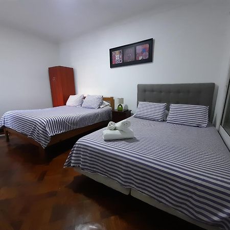 Atacama Hostel Backpackers Santiago Exterior photo